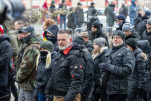 Thorsten und Nadine Heise beim geschichtsrevisionistischen "Trauermarsch" in Dresden 2026 - Quelle: Nico Kuhn